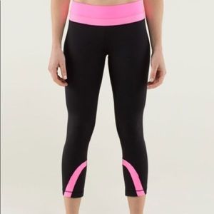Hot pink and black Lululemon crop leggings size 2